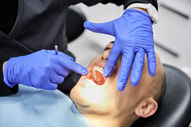 Best Dentist Open Late Near Me  in Barberton, WA